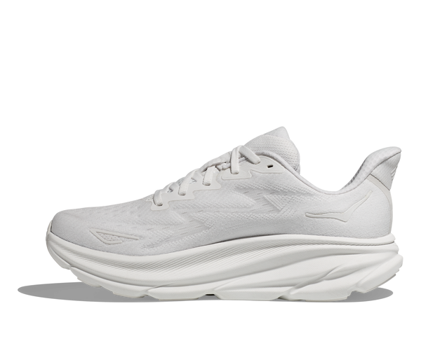 Clifton 9, White/White