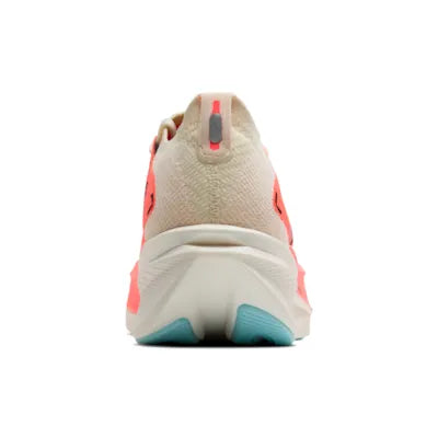 Womens Brooks Hyperion Max 3 , Coconut/Fiery Coral/Atomizer